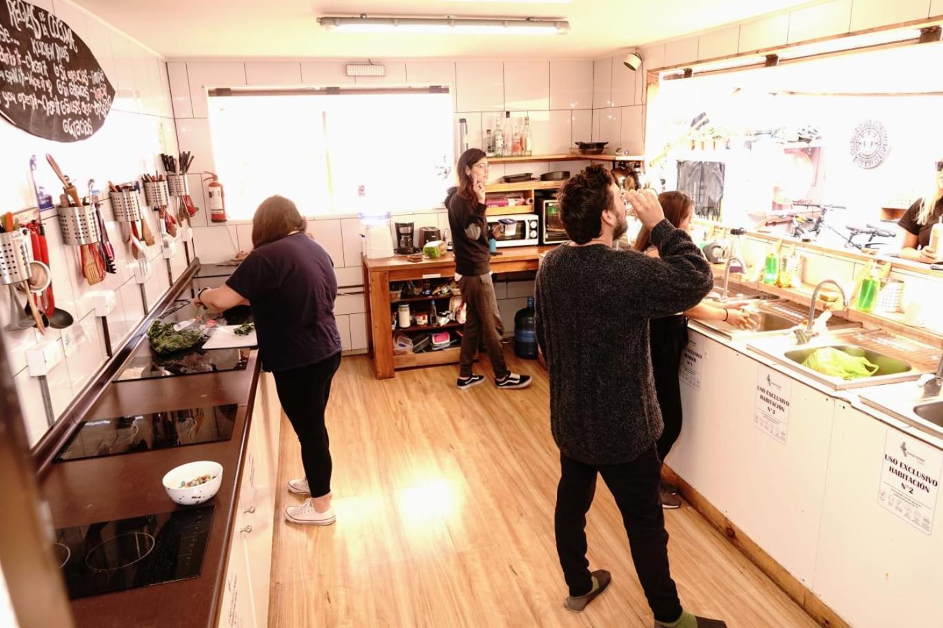 Aotea Hostel Икике Екстериор снимка