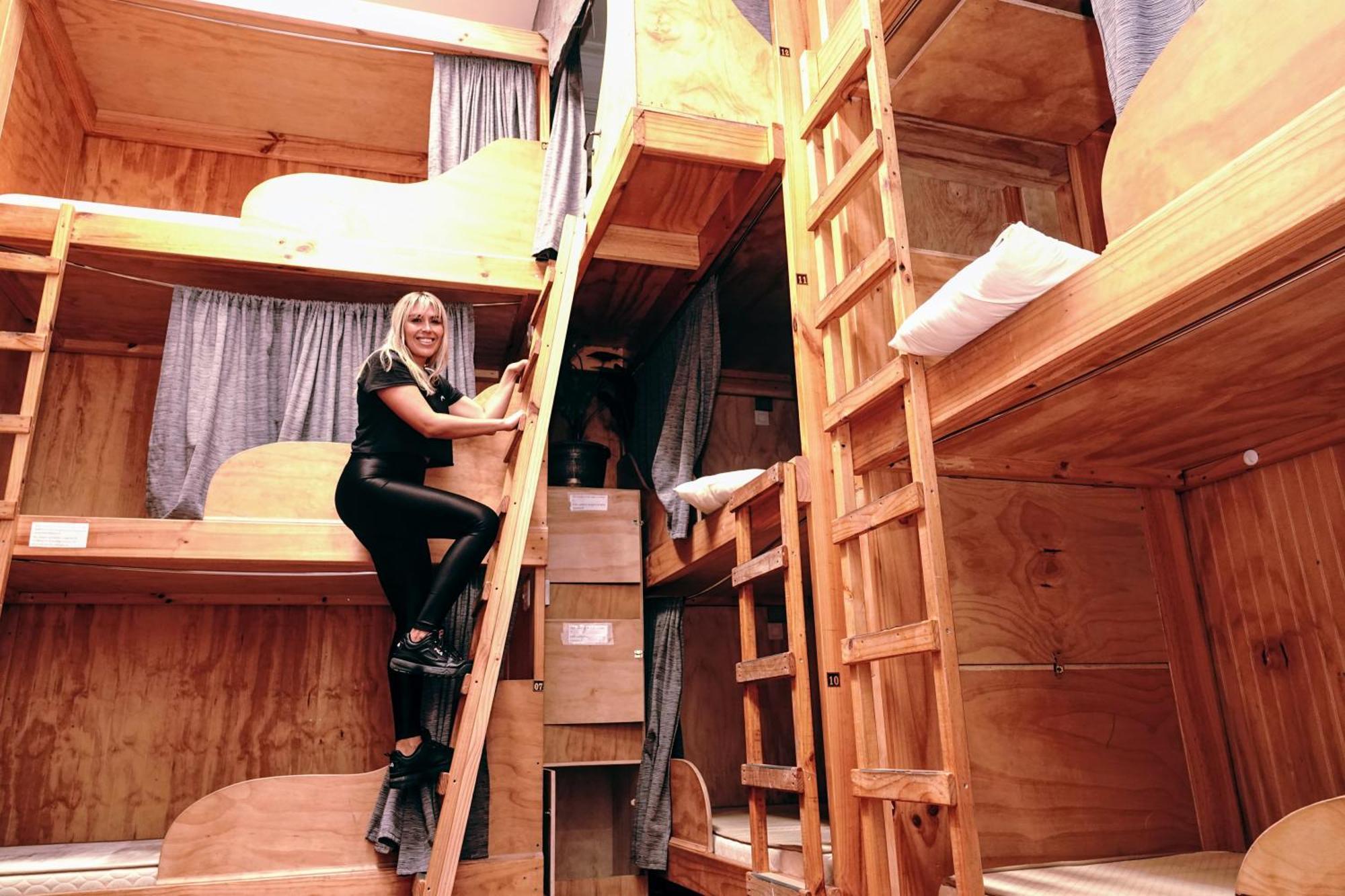 Aotea Hostel Икике Екстериор снимка