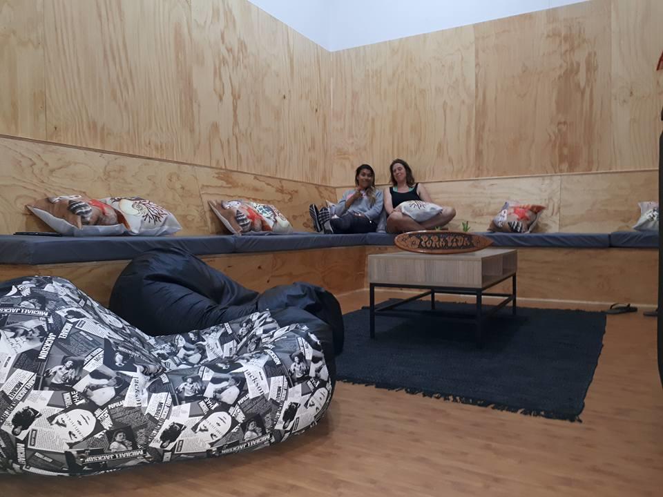 Aotea Hostel Икике Екстериор снимка