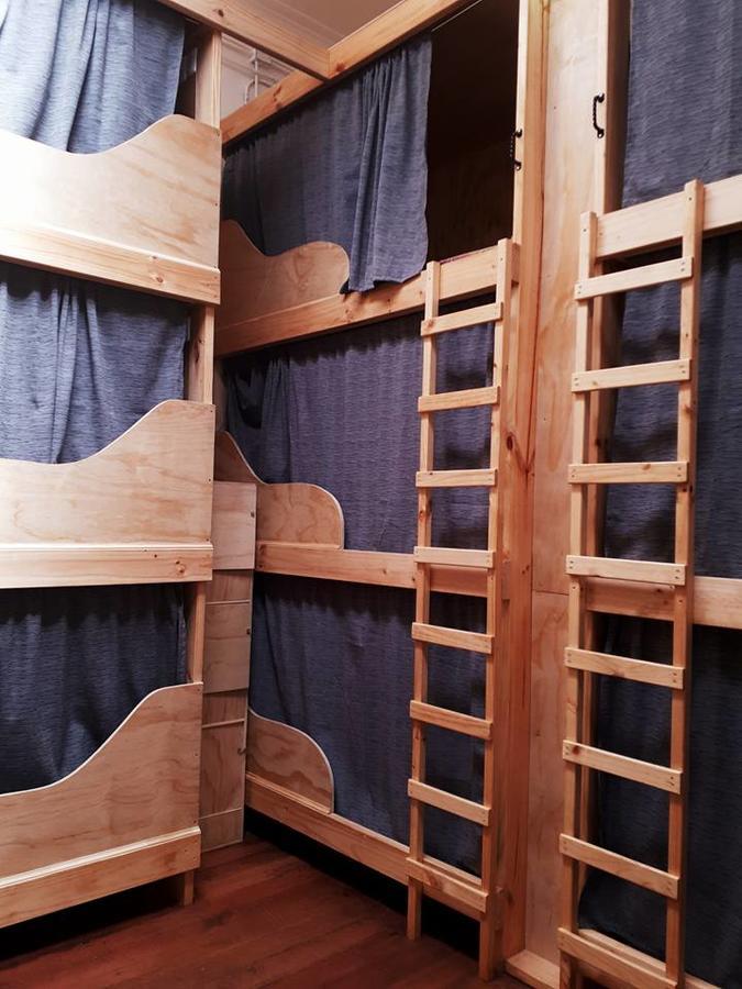 Aotea Hostel Икике Екстериор снимка